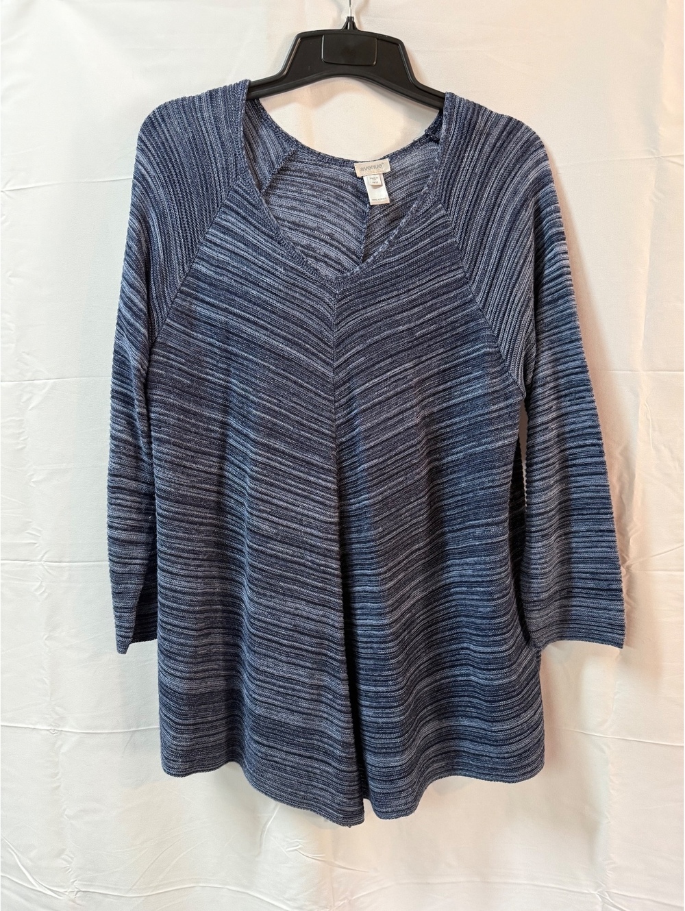 Avenue Blue Striped Acrylic Sweater Size 18/20